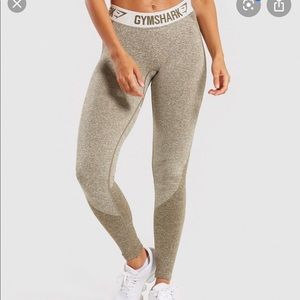 Gymshark Flex Leggings (Khaki/Sand)